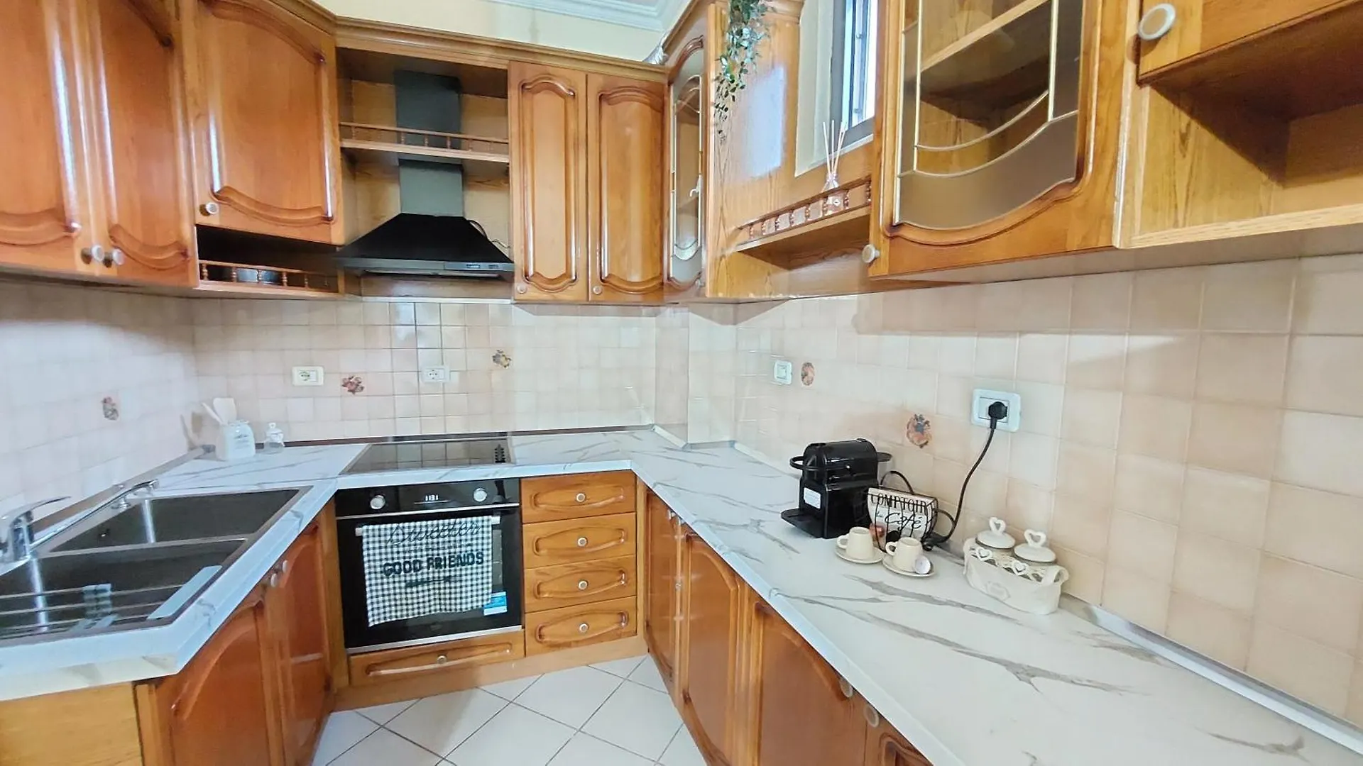 La Casa Di Pina Apartment Tirana 0*,  Albania